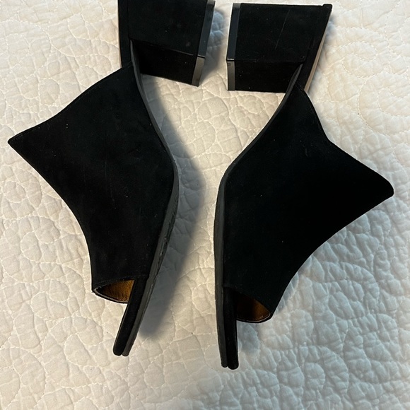 Black suede Mules size 7.5 - Picture 2 of 4